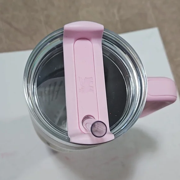 Stanley 40 oz Stainless Steel H2.0 flows tates Quencher Tumbler Watercolor Tulle - Picture 5 of 9